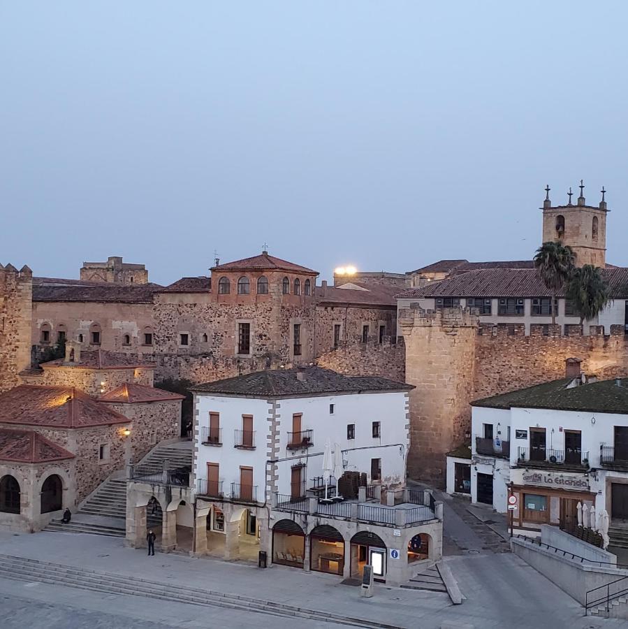 Hostal Martes Cáceres Plaza Mayor - Tercer piso SIN ascensor Exterior foto